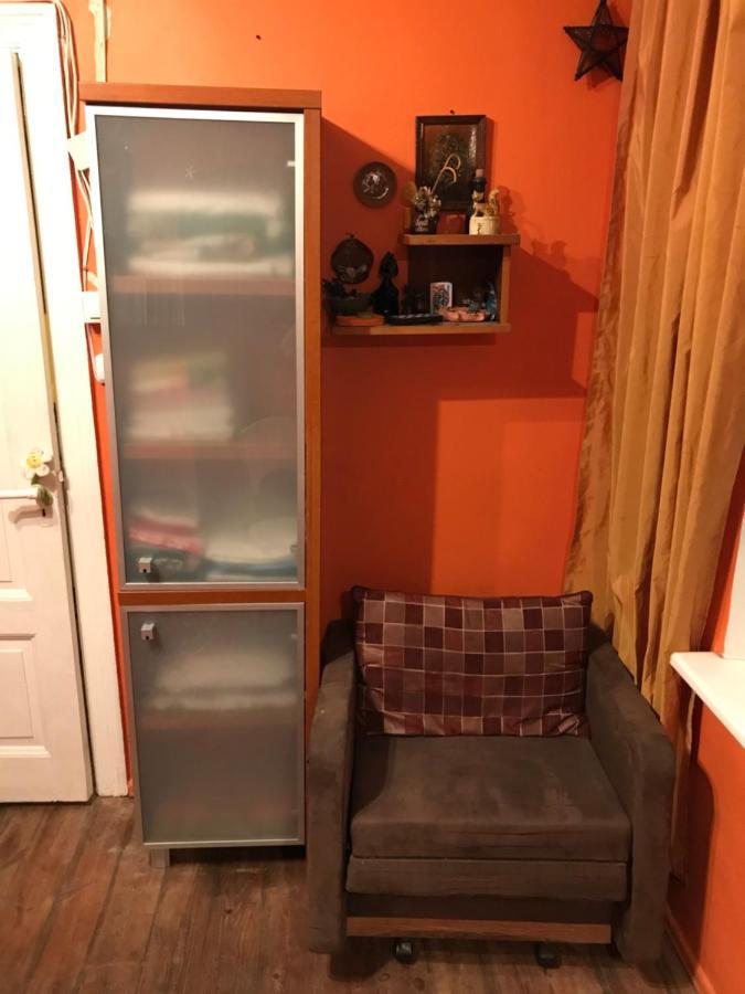 Cozy Condo For Up To 3 Travellers, With Kitchen And Bath Riga Luaran gambar